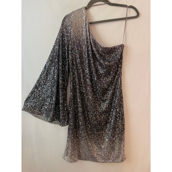 GUESS Sequin One Shoulder Samantha Party Dress Holiday NYE Sparkle Silver L NWT - Picture 1 of 6